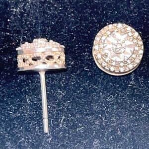 🪩. Silver 925 🪩 stamped 💎 diamond 💎 earrings